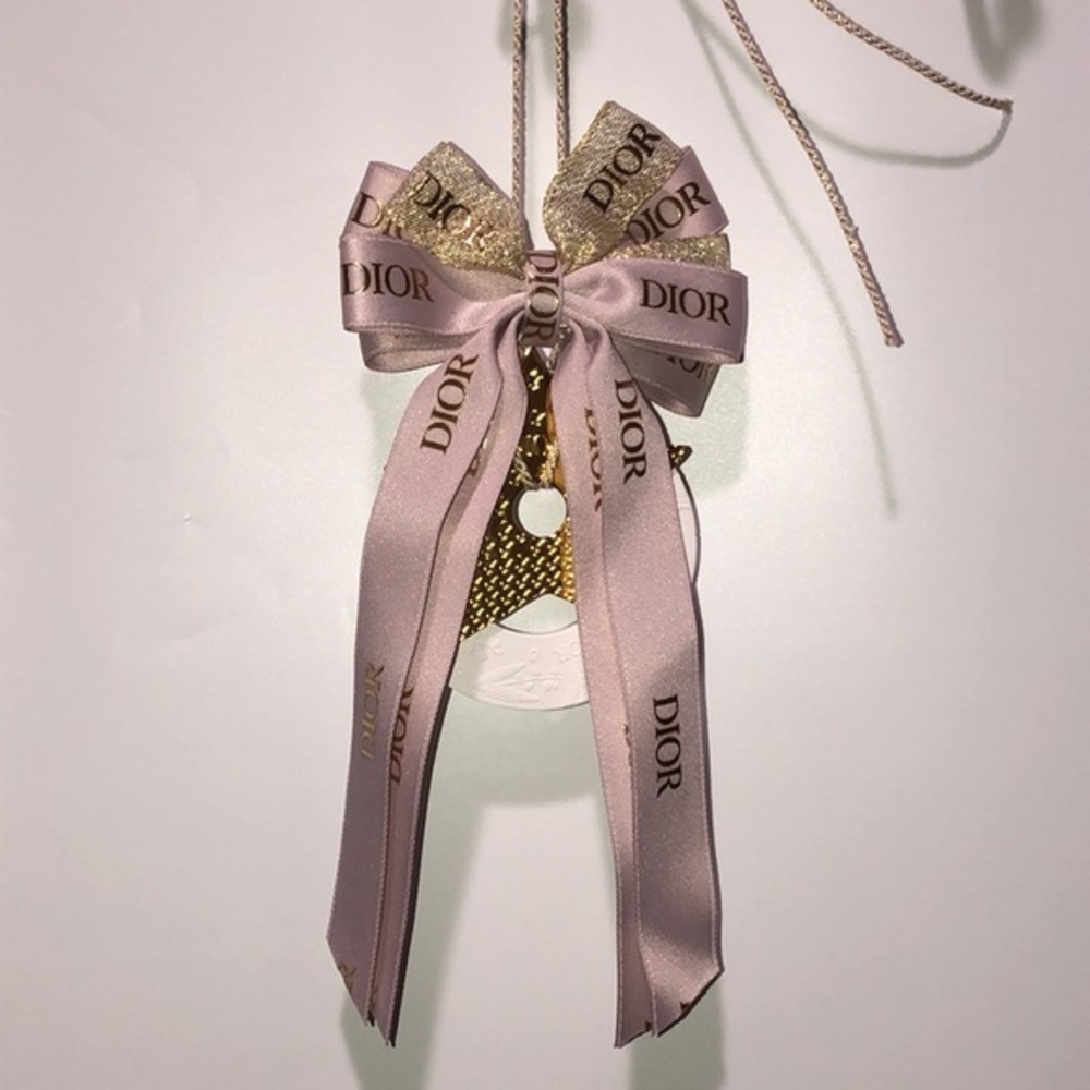 DIOR aroma ornament